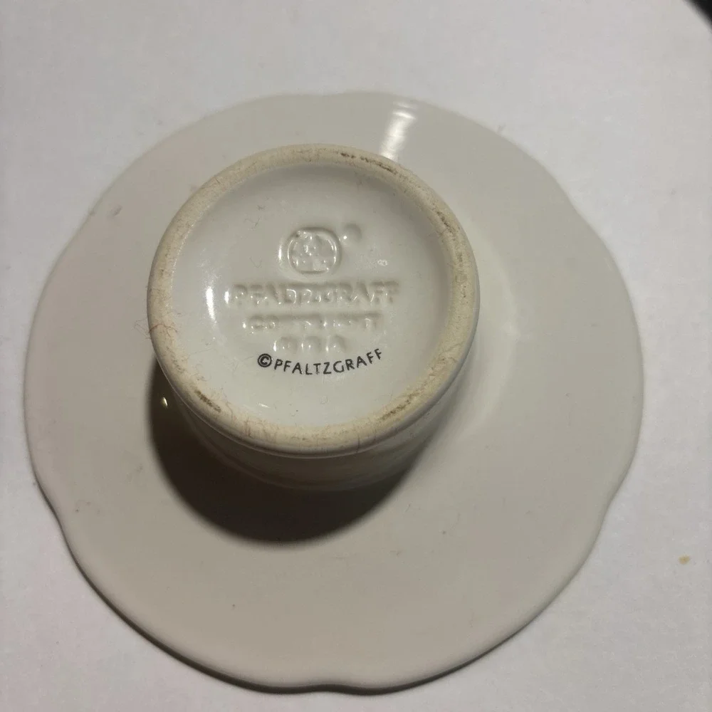 Pfaltzgraff Winterberry Tealight/Votive Candle Holder‎ 4-1/2